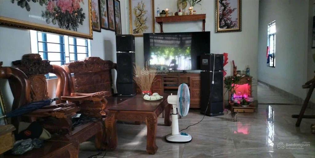 Bán nhà trung tâm phước đồng nha trang dt 200m2 nhà cấp 4 chỉ 2,3 tỉ