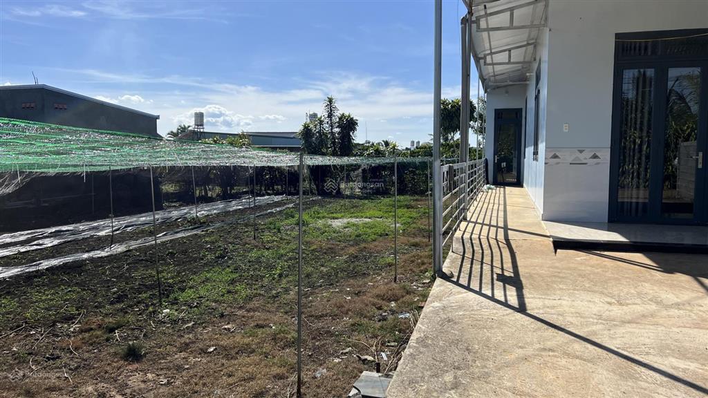 Chính chủ cần sang nhượng 218m2 đất đường 221 đoàn thị điểm phường 1 bảo lộc 0903 065 ***