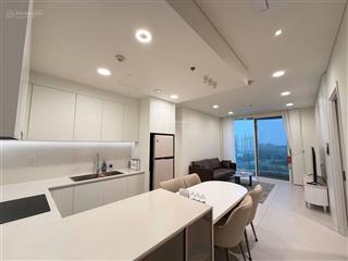 Cần bán căn 2pn view sala tầng cao tháp t2. gía chỉ 18 tỉ. hỗ sơ xem nhà 24/7