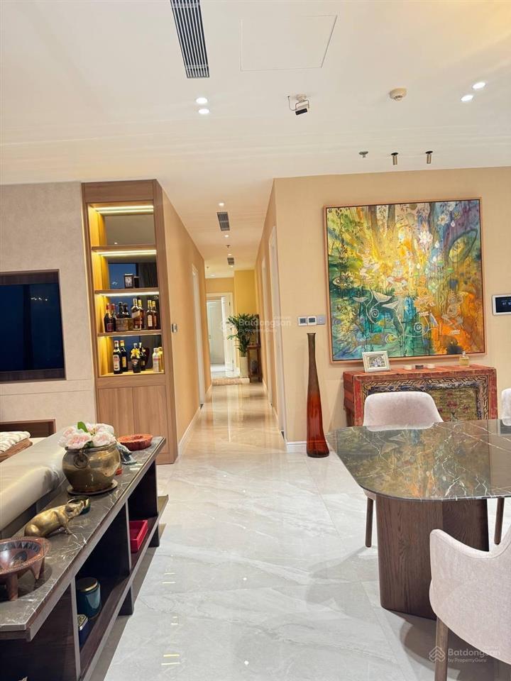 Nắm giỏ hàng chuyển nhượng vinhomes ba son  3pn giá tốt nhất thị trường