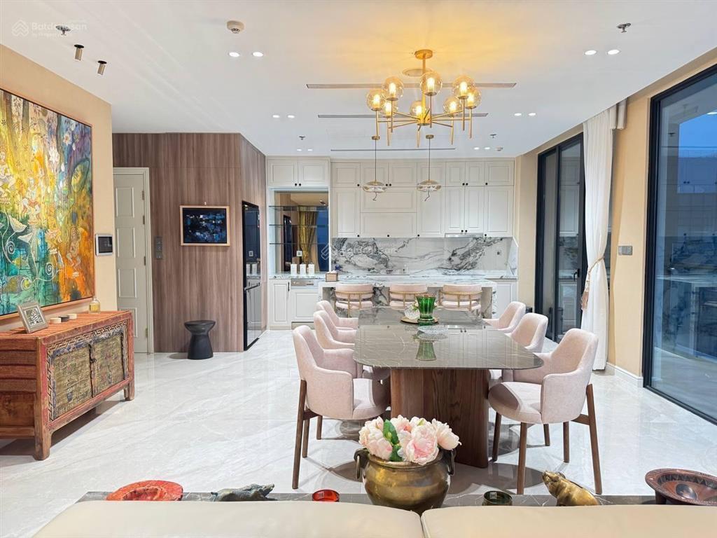 Nắm giỏ hàng chuyển nhượng vinhomes ba son  3pn giá tốt nhất thị trường