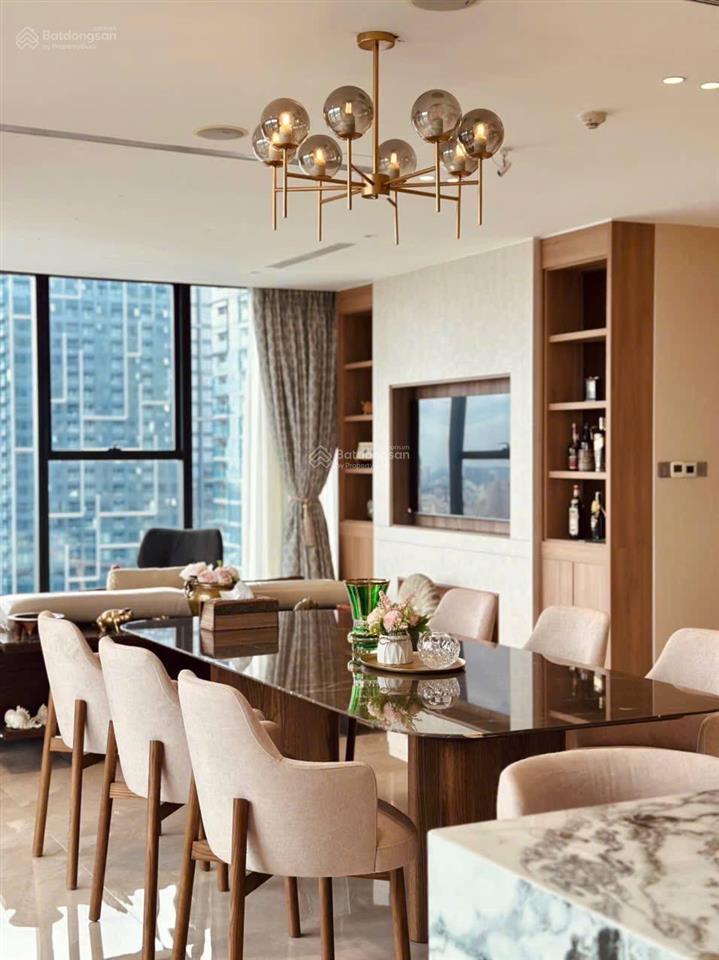 Nắm giỏ hàng chuyển nhượng vinhomes ba son  3pn giá tốt nhất thị trường