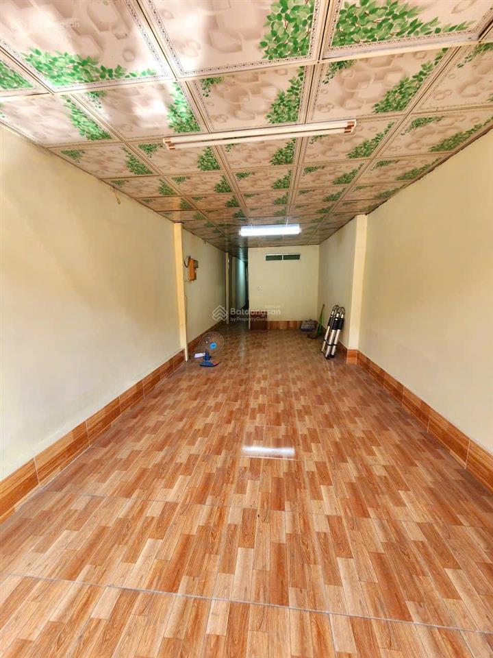 Nhà cấp 4 mtkd cách chợ đệm 200m. shr, hoàn công, vay ngân hàng được