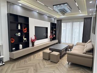 Chính chủ bán gấp nhà cổ linh 48m2 6 tầng mt4m, thang máy, gara ô tô giá 11,8 tỷ