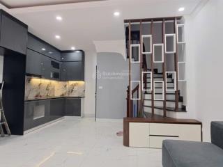 Bán gấp nhà nguyễn văn cừ 35m 5 tầng mt5m, gần ô tô, 2 thoáng giá 7,8 tỷ