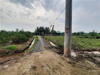 Ngộp nh, bán rẻ 2450m2 đất làm nhà vườn bến lức, đường xe tải, 2 mặt tiền +giá chỉ 3,3 tỉ