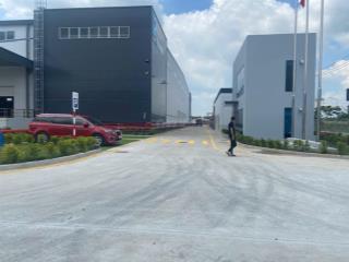 Cho thuê nhà xưởng sản xuất công nghệ cao, thu hút nhiều dn fdi. khuôn viên rộng. giao xưởng liền