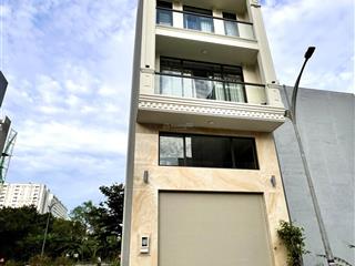Nhà mới, khu bàn cờ, hiếm nhà bán, sát vách thủ thiêm. dt 5x12,5m (4 tầng), thang máy, 18,5 tỷ tl