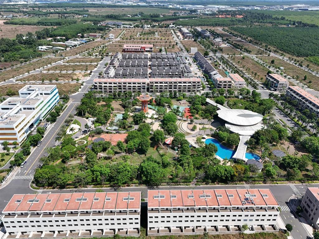 Bán lỗ lô đất đẹp thuộc dự án gem sky world của đất xanh gần công viên, trường quốc tế