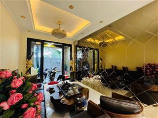 Chính chủ bán nhà 5 tầng phố đội cấn 70m2 chỉ 13.5 tỷ ba đình ô tô đỗ cổng