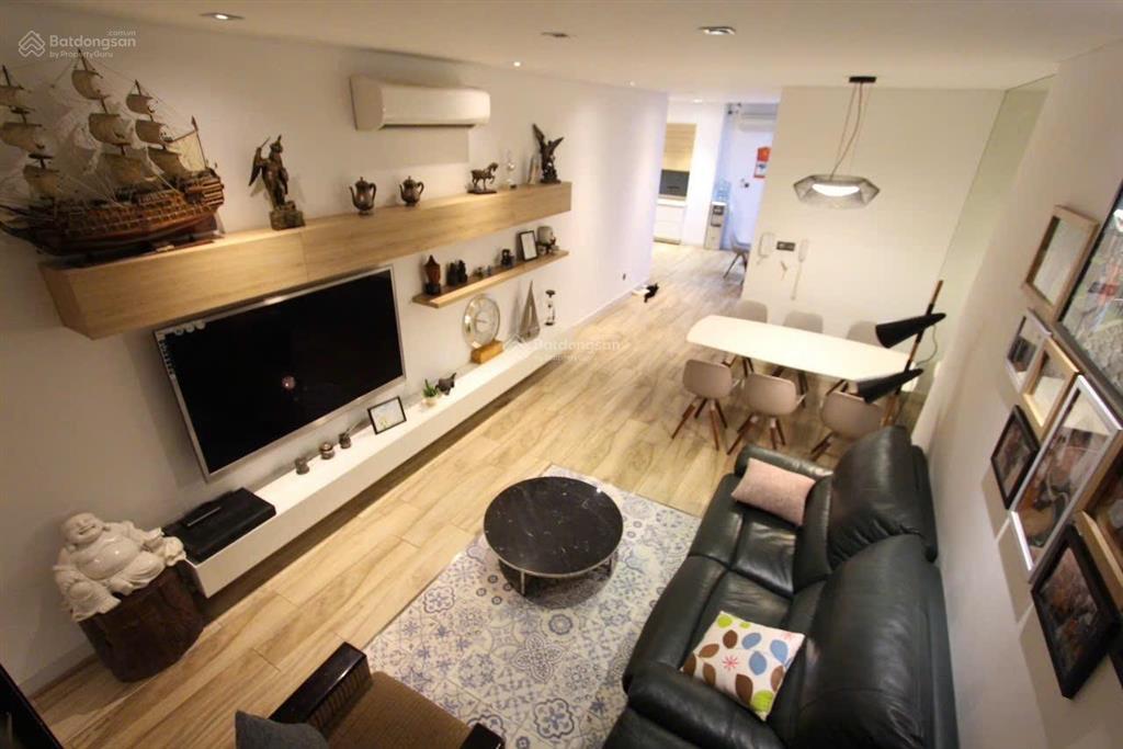 Siêu phẩm chdv hẻm 8m nơ trang long, bt. 127m2  3 tầng 8 phòng, 9 wc. 15,99 tỷ tl
