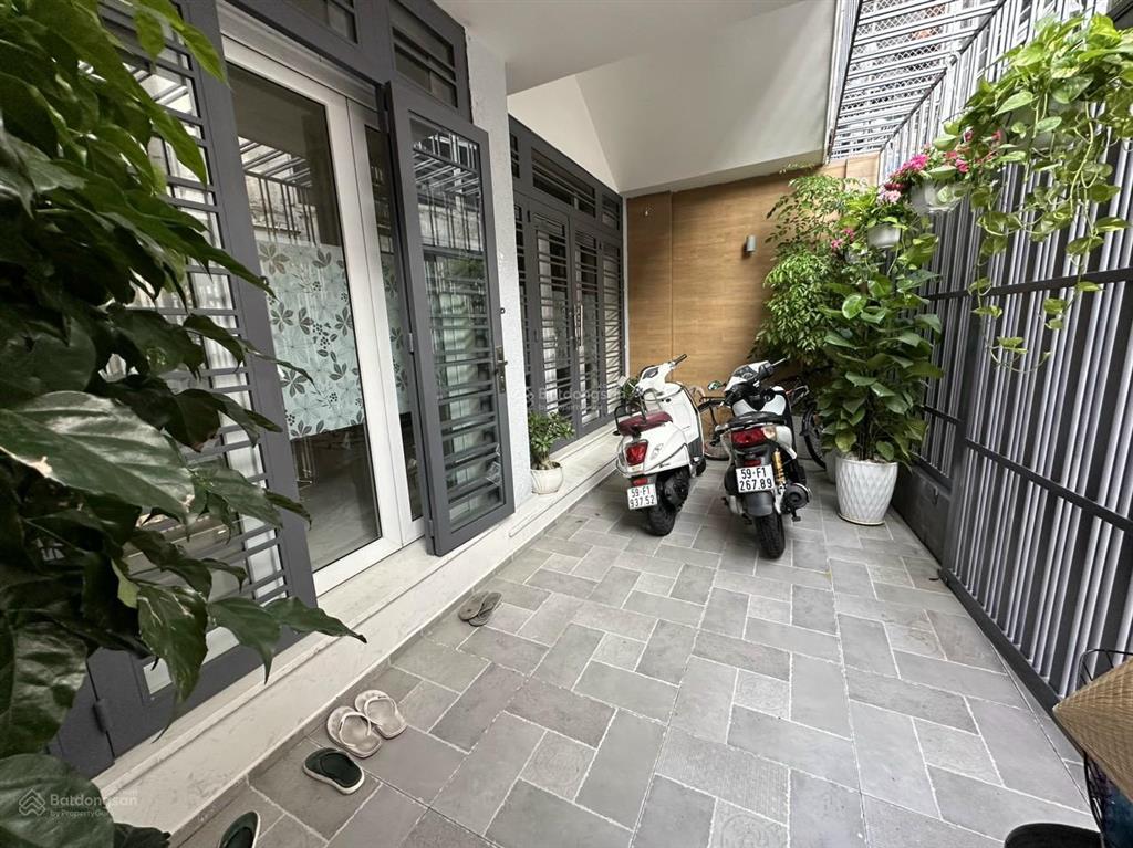 Bán nhà võ thị sáu, quận 1, diện tích 6,4m*18m nở hậu 4 tầng, st, giá 28,5 tỷ tl