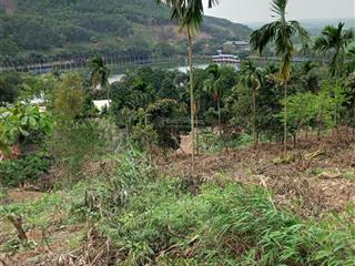Cần bán mảnh đất sổ đỏ 3600m2 giá rẻ,nằm sát ngay khu du lịch ao vua ba vì