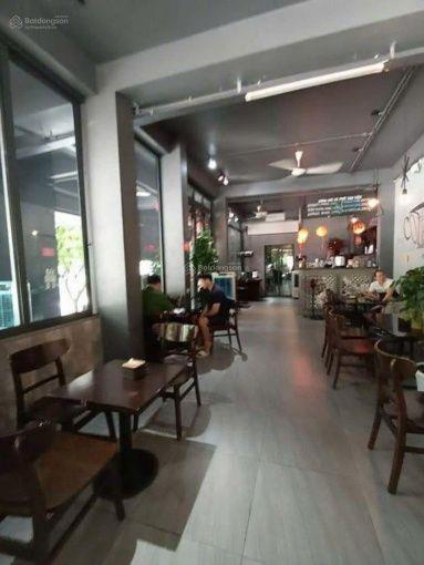 Chính chủ bán căn góc ngã tư mặt đường Yên Xá