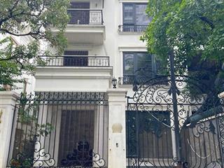 Bán biệt thự kdt mỹ đình ii  đường rộng, thông thoáng  200m2 đường thông, thang máy  giá 59 tỷ