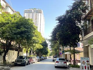 Bán nhà khu 90 nguyễn tuân  trục chính  72m2 nhà đẹp thang máy  kinh doanh sầm uất  nhỉnh 40 tỷ