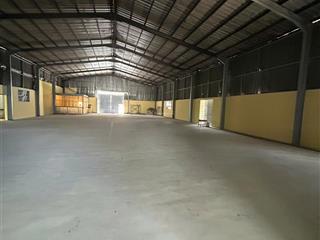 Cho thuê kho xưởng có kv 2.300m2 gần cao tốc trần đại nghĩa, tân kiên, giá tốt hợp đồng dài hạn