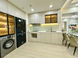 Bán chung cư 17t5  hoàng đạo thuý, diện tích 119m2, 3pn, 2wc, giá 8.4 tỷ.  0379 455 ***