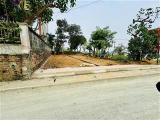 Bán gấp 2 lô đất hơn 100m trục chính xã phú cát kinh doanh được giá tốt