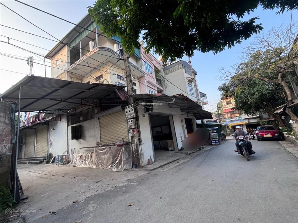 Bán đất tặng nhà 100m2 3 tầng cũ lô góc đường thông kinh doanh được tại sơn lộc, sơn tây