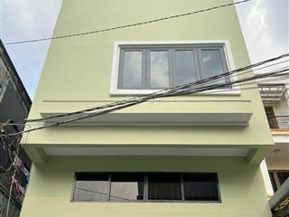 Cho thuê nhà mới xây hxh lý chính thắng