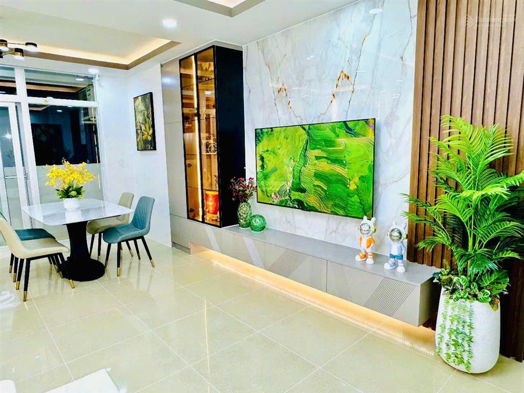 Bán chung cư gần đầm sen 3pn giá tốt  sổ hồng sẵn, vay ngân hàng