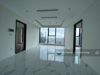 Bán căn 3 ngủ  sunshine city  tầng cực cao  view thành phố, nhìn xa núi  giá 8 tỷ (bao phí)
