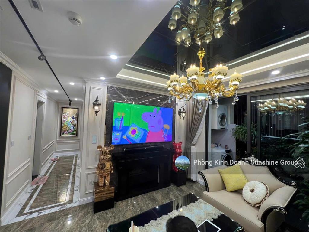 Bán căn sunshine riverside 3 ngủ căn góc view bể bơi giá 8,x tỷ full đồ tân cổ điển
