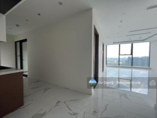 Bán căn 3pn  sunshine city  view nội khu+ quảng trường  89m2  tầng trung  8,x tỷ sổ đỏ