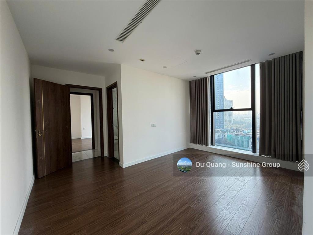 Bán căn sunshine city  103.8 m2  căn góc 3 ngủ  view nội khu + bể bơi  giá 10.5 tỷ (sổ đỏ)