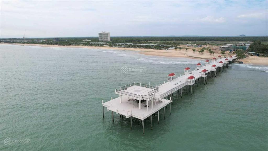Cần bán 1 căn góc biệt thự gần 1000m2 loại 4pn mặt tiền biển thuộc gđ2 melia hamptons hồ tràm