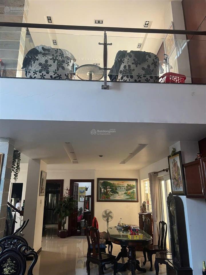 Gđ chủ cần nhà (10x24) mặt tiền đường trương văn thành, hiệp phú, q9