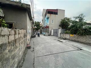 Chính chủ cần bán mảnh đất tổ 8 khu quang trung, mạo khê.  0918 812 ***