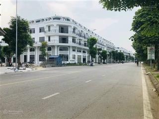 Cơ hội đầu tư hiếm có biệt thự xẻ khe trung tâm đông anh giá chỉ nửa vin.  0918 812 ***