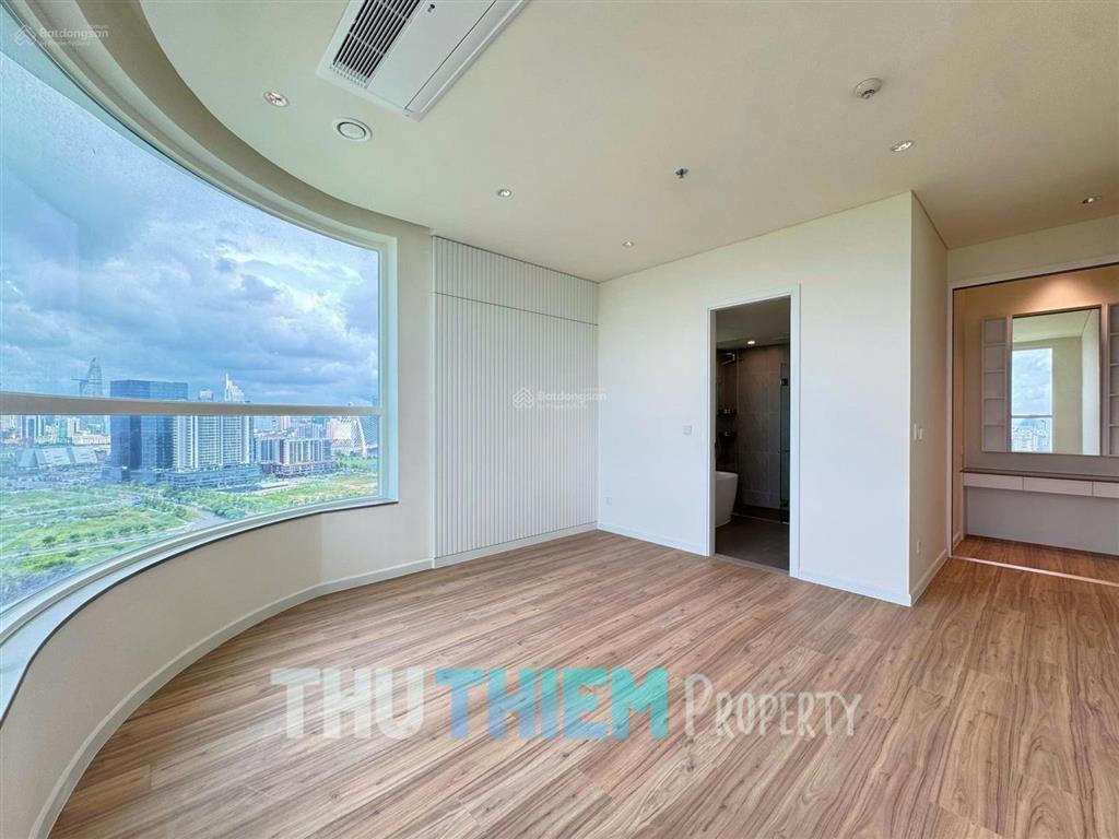 Zeit river thủ thiêm | cho thuê 4pn tầng cao  nội thất cơ bản, nhà mới 100%, nắm pass xem 24/7