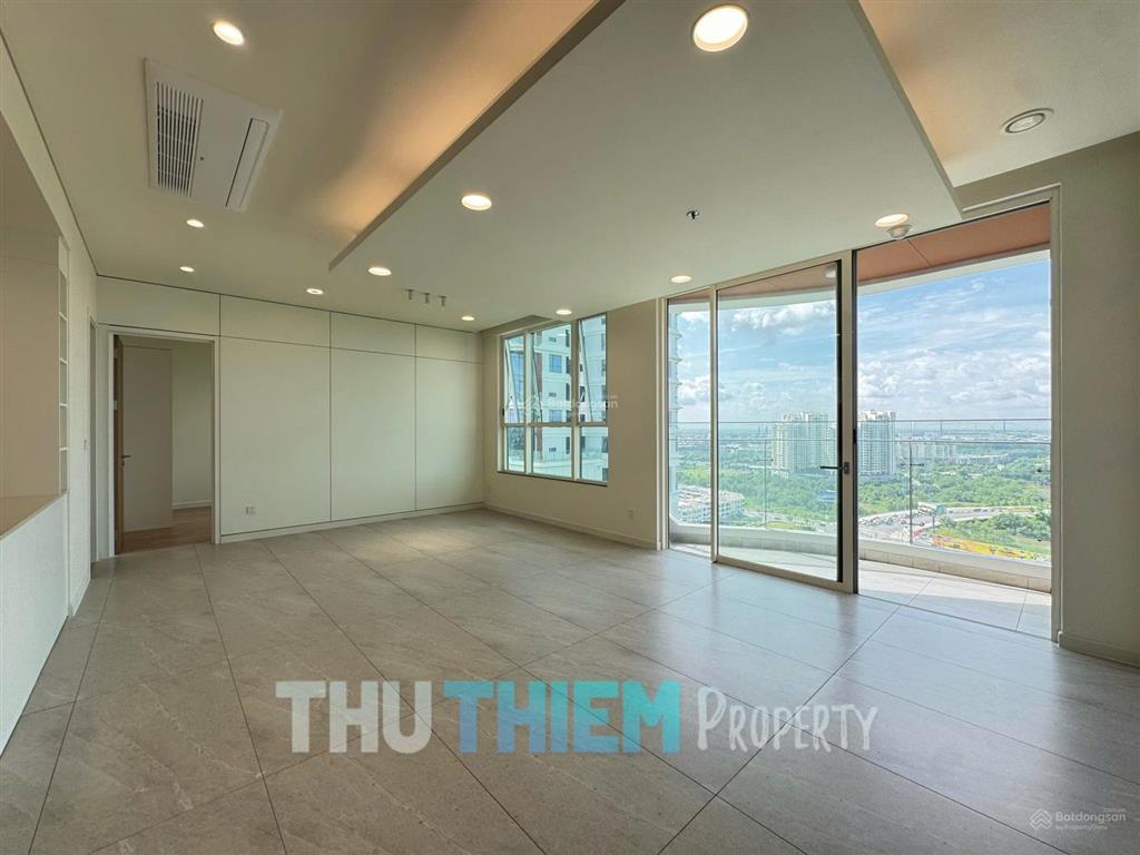 Zeit river thủ thiêm | cho thuê 4pn tầng cao  nội thất cơ bản, nhà mới 100%, nắm pass xem 24/7