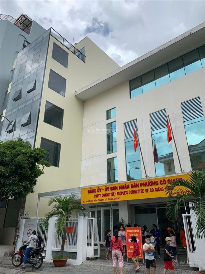 Bán toà nhà 7 tầng ngay mặt tiền trần hưng đạo  hồ hảo hớn, quận 1  thu nhập 300 triệu/tháng