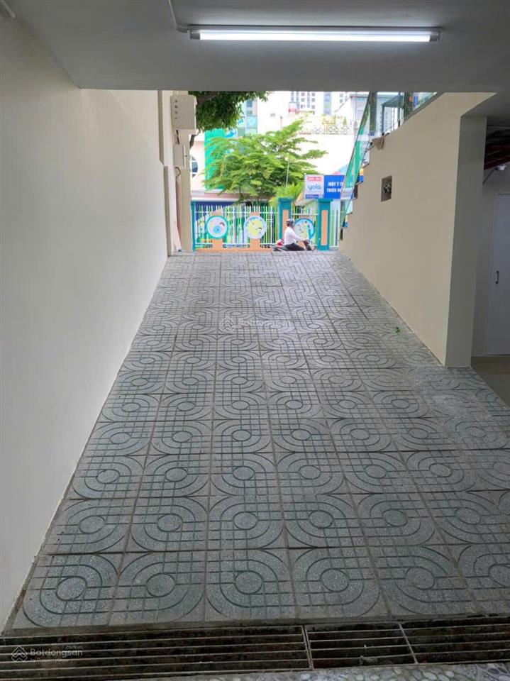 Bán toà nhà 7 tầng ngay mặt tiền trần hưng đạo  hồ hảo hớn, quận 1  thu nhập 300 triệu/tháng