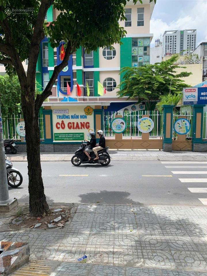 Bán toà nhà 7 tầng ngay mặt tiền trần hưng đạo  hồ hảo hớn, quận 1  thu nhập 300 triệu/tháng