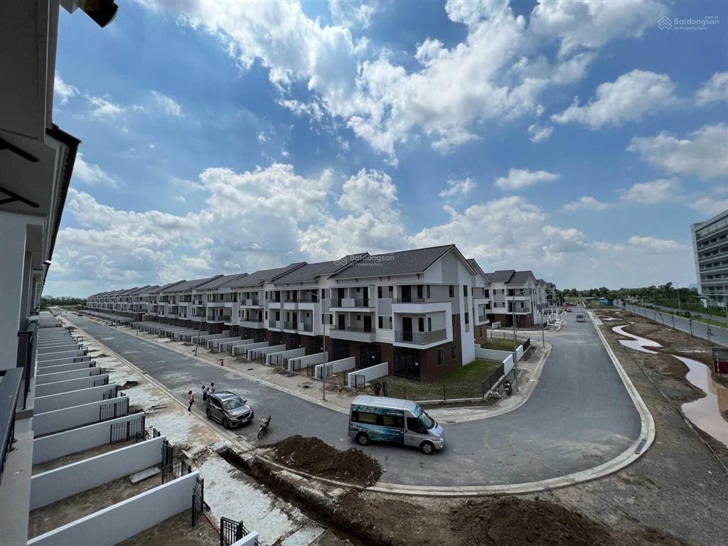 Bán căn sh3 centa riverside từ sơn siêu đẹp 100m2 tặng nhà 3 tầng kinh doanh 7,25tỷ, 0966 228 ***