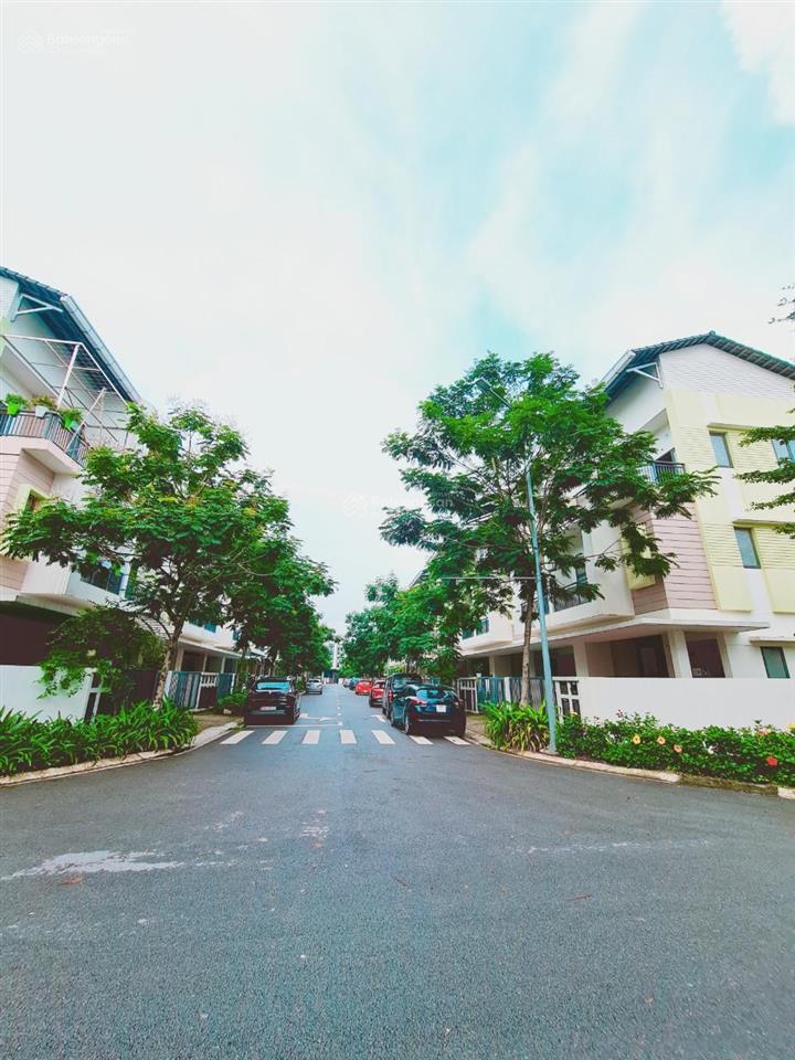Shophouse beomes 3 tầng mặt đường đt 179 kinh doanh đông từ sơn 9,9 tỷ 0966 228 ***