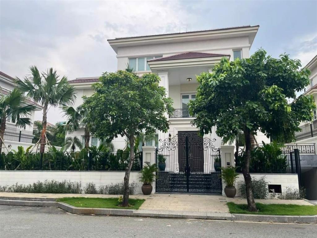 Hot  biệt thự saroma sala diện tích hơn 500 m2  có hồ bơi riêng giá 460 tỷ  siêu đẳng cấp vip