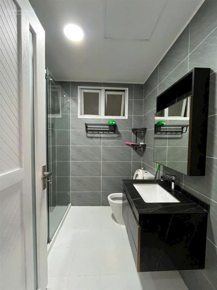 Chính chủ cần bán căn hộ chung cư 86 tản đà court, phường 11, quận 5, diện tích 102m2