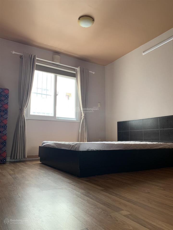 Cần bán căn hộ vạn đô 348 bến vân đồn, phường 1, quận 4, diện tích thông thuỷ 78 m2, 2 phòng ngủ