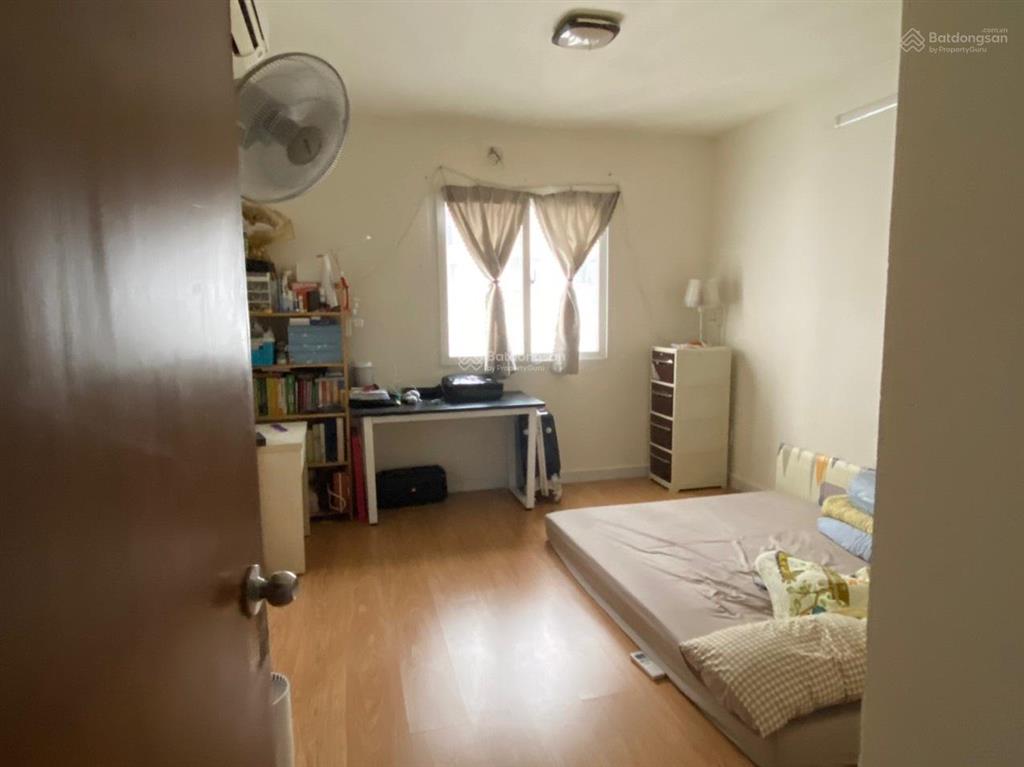 Cần bán căn hộ vạn đô 348 bến vân đồn, phường 1, quận 4, diện tích thông thuỷ 78 m2, 2 phòng ngủ