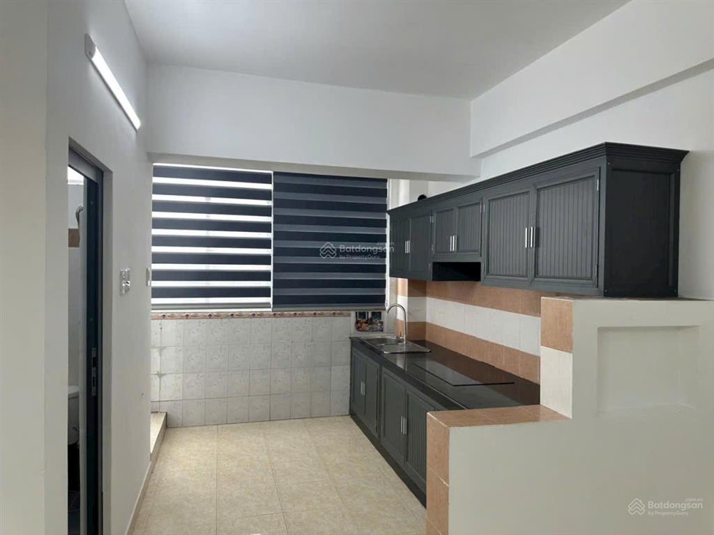 Cần bán căn hộ h3, đường hoàng diệu, phường 6, quận 4, diện tích 72m2, 2 phòng ngủ