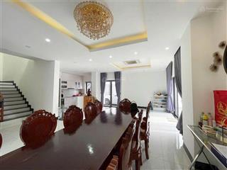 Biệt thự vườn , hồ bơi siêu đẹp khu đô thị mỹ gia nha trang