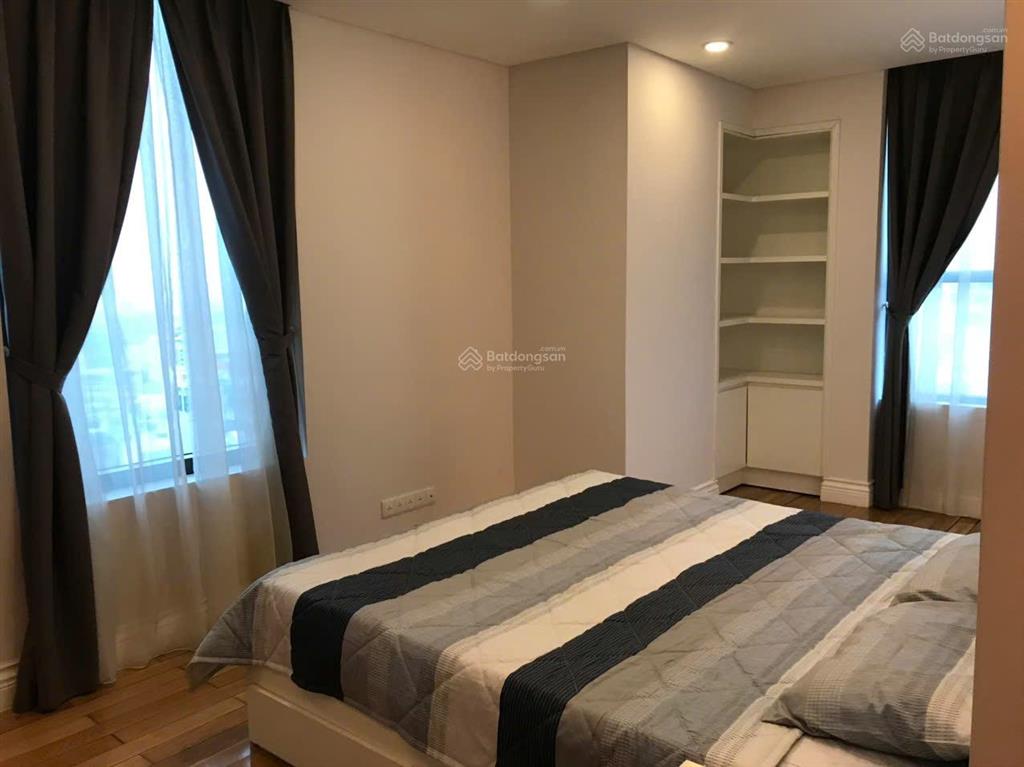 Chính chủ, bán gấp căn góc 123m2 hoàng thành tower 114 mai hắc đế.