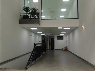Chính chủ cho thuê nhà mặt phố 132 yên phụ  tây hồ, phù hợp kinh doanh các mô hình
