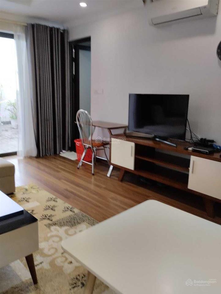 Cho thuê chung cư 27 lê thánh tông, hoàn kiếm.  0387 847 ***. miễn tg